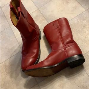 Hot red Justin western boots